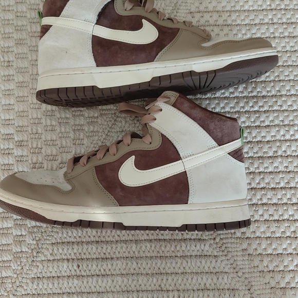Light Chocolate Nike High Dunks - Picture 4 of 7